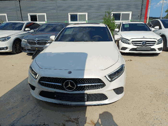 CLS-클래스 사진