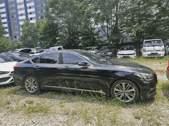 제네시스 G80 법원경매 차량