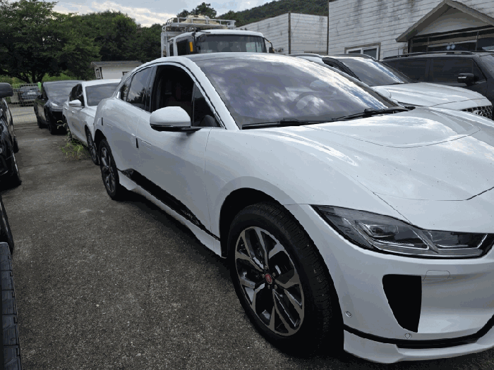 재규어 I-PACE 법원경매 차량