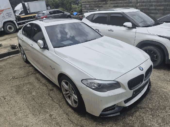 BMW 5시리즈 법원경매 차량