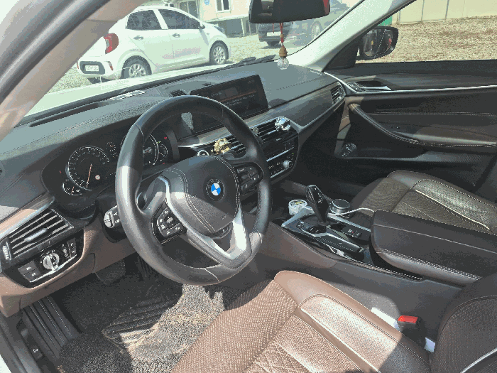 BMW 5시리즈 법원경매 차량